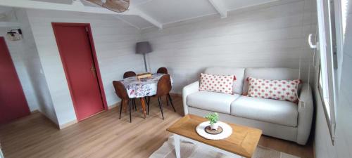 Cerans-Foulletourte Ski Chalet | Charmant Chalet -La Lande - 4 pers-24h du Mans