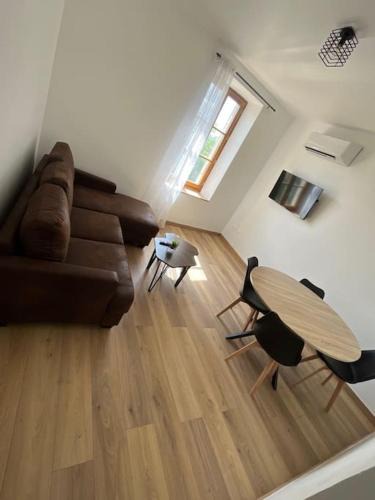 La Voulte-sur-Rhone Apartment | Charmant duplex rénové à neuf