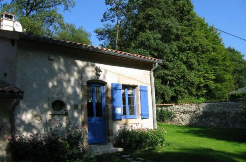 Beausite House | Charmant gîte lorrain avec poêle, jardin et terrasse, proche des sites historiques de Verdun - FR-1-585-4