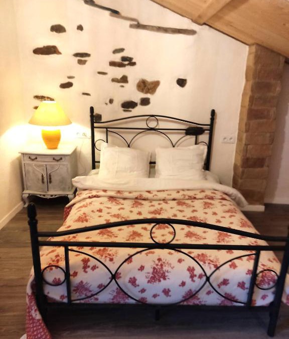 Saint-Laurent-le-Minier Apartment | Charmant appartement dans l’Ancienne Mairie
