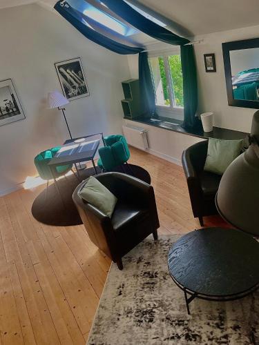 Mespaul House | Charmant gîte avec extérieur et piscine partagée