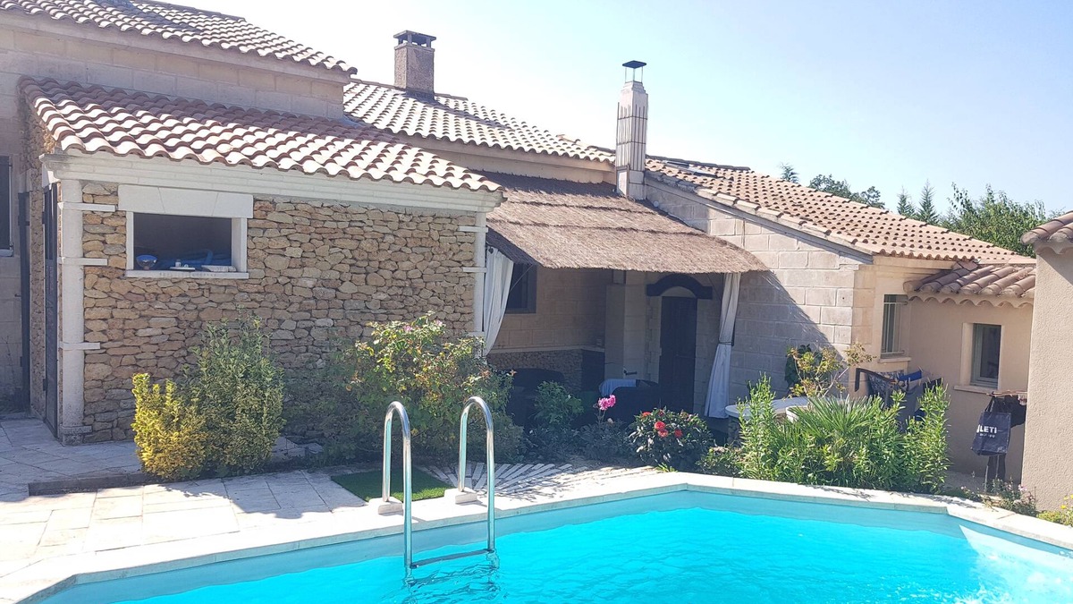 Menerbes Apartment | Charmant Gîte en Luberon