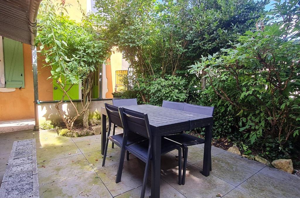 Belleville Apartment | Charmant gîte entre Nancy et Metz avec terrasse - FR-1-584-362
