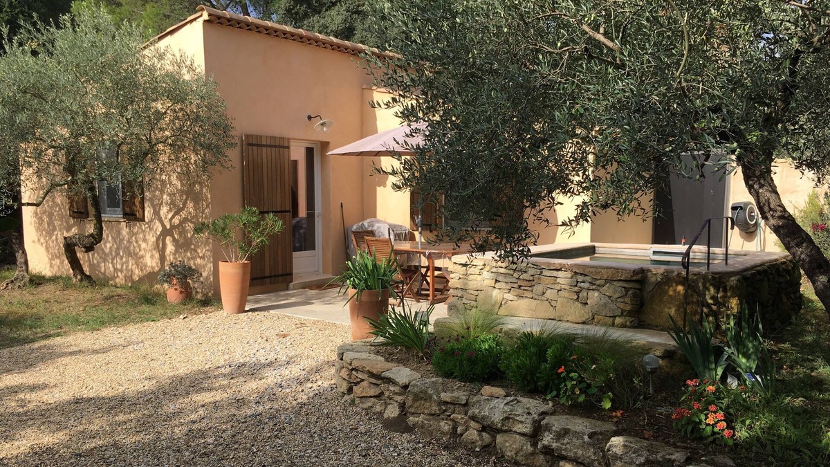Aubais Cabin | Charmant Gîte Proximité Camargue , Sommières Avec Mini Piscine en Garrigue