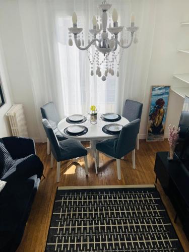Downtown Le Havre Apartment | Charmant Perret centre-ville 2 chambres idéales