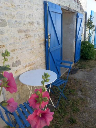 Saint-Denis-d'Oleron Apartment | Charmant studio dans le vieux bourg