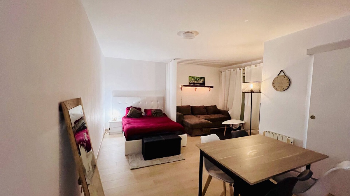 Meaux Apartment | Charmant Studio : Proche Paris et Disneyland !