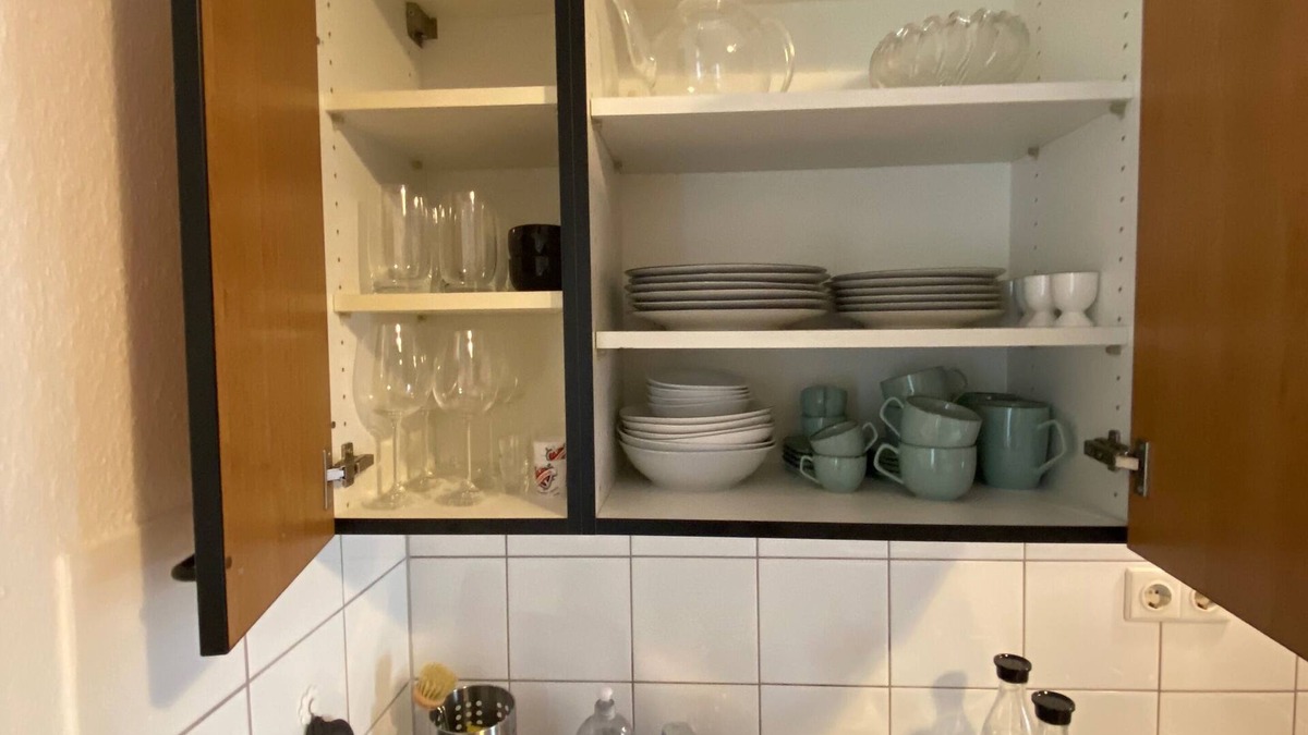Wersten Apartment | Charmante Altbauwohnung mit Großem Idyllischem Garten in Ruhiger Lage