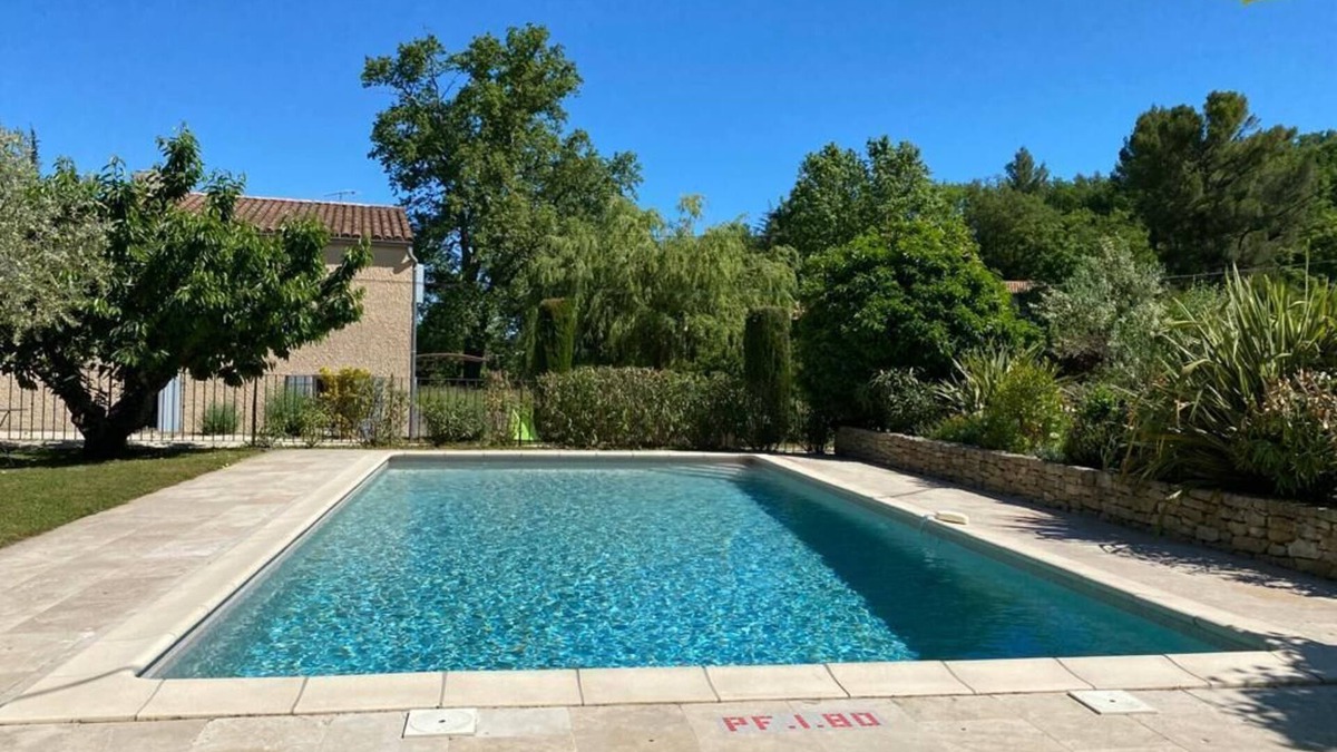 Venasque Bed & Breakfast | Charmante Chambre D'hôte au Coeur de la Provence à Venasque