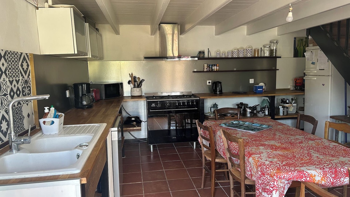 Cleden-Cap-Sizun House | Charmante Longère Bretonne Pour 6 Personnes