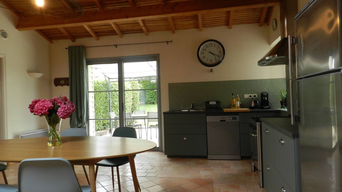Les Herbiers Cottage | Charmante Maison Avec Piscine Près du PUY du FOU