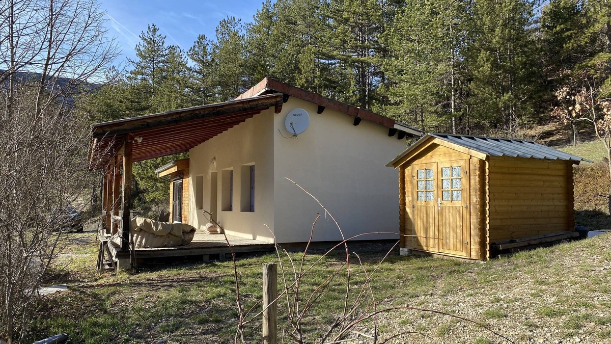 Remuzat House | Charmante Maison en Pleine Nature