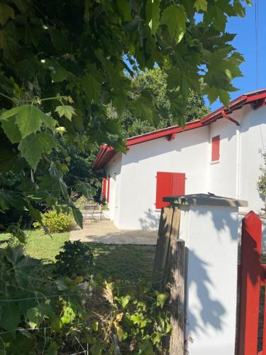 Bearn-Basque Country House | charmante maisonnette tout confort avec sauna