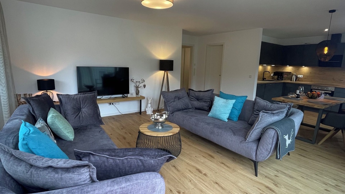 Fuessen Apartment | Charmante Neubau Ferienwohnung mit Schloß und Bergblick im Centrum von Füssen