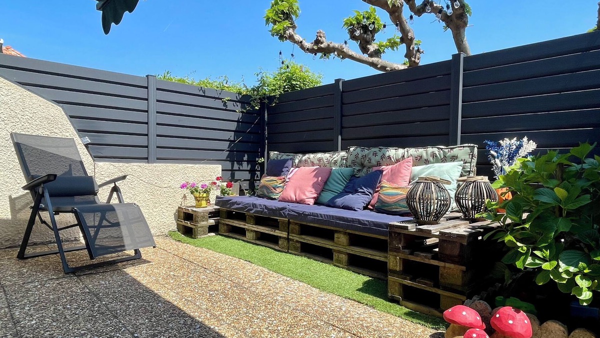 Mimizan-Plage House | Charmante Petite Maison 52m2 Avec Terrasse Aménagée 25 m2 et 1 Place de Parking