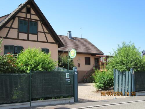 Hagenthal-le-Bas Apartment | Charmante suite avec SPA sur la propriété