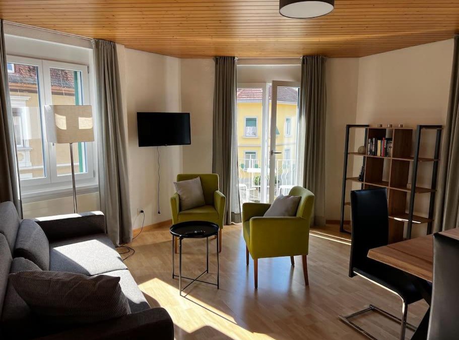 Arbon Apartment | Charmante und zentrale Wohnung am Weiherpark Arbon