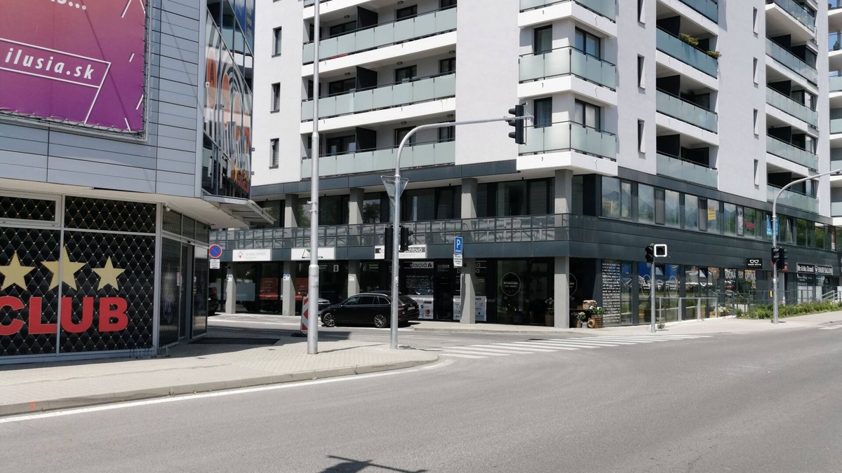 Liptovsky Mikulas Apartment | Charmante Wohnung und Parkplatz von Ort