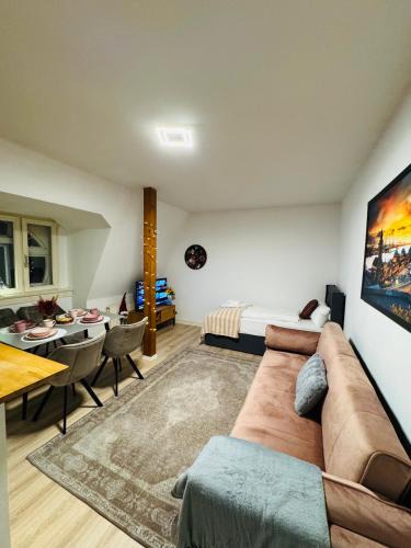 Wedel Apartment | Charmantes Altstadt-Juwel an der Elbe