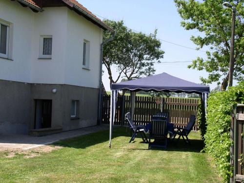 Kroepelin Apartment | Charmantes Apartment in Jennewitz, in Ostseenähe