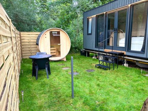 Kloster Lehnin Apartment | Charmantes Tiny House am See mit Outdoor-Sauna