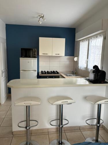 Colombier-Saugnieu Apartment | Charme C