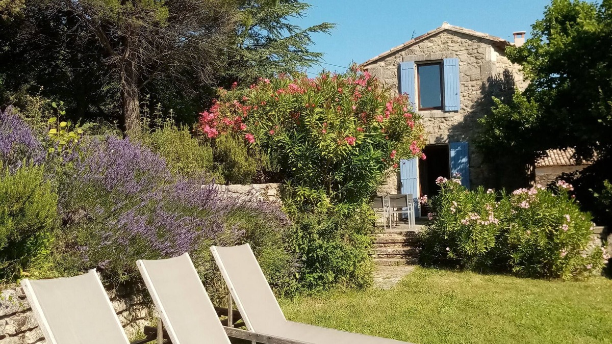 Lacoste House | Charme D'un mas en Luberon, Calm, Panoramic view, Swimming pool, Fireplace