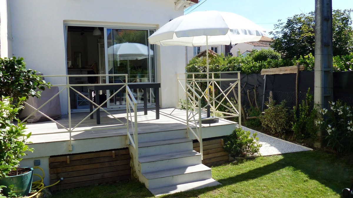 Saint-Georges-de-Didonne House | Charming house in Centre St Georges, 100m from the beach/shops and close to Royan.