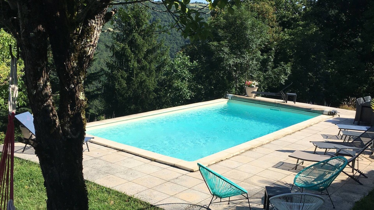Villefranche-de-Rouergue House | Charming character house with large garden and swimming pool. Maximum 9 people
