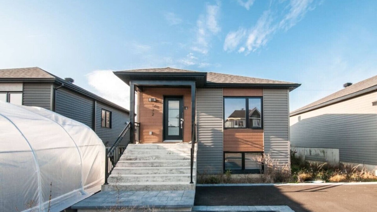 Saint-Roch-de-Richelieu House | Charming 3 bed home with quick access