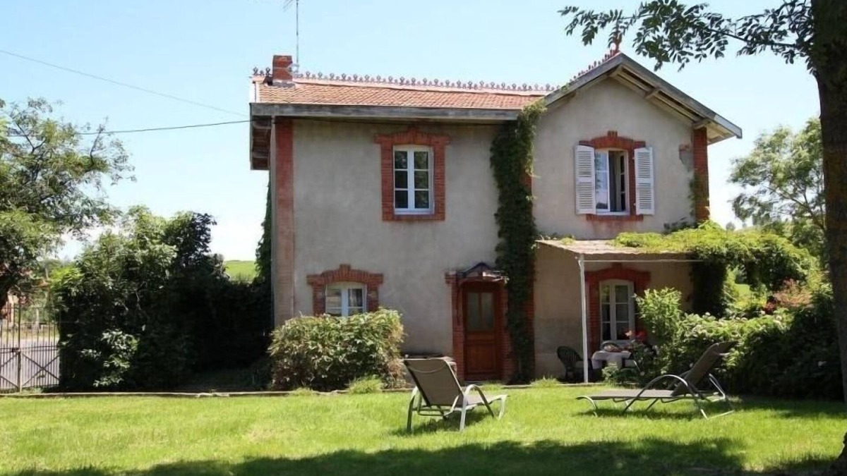 Bournoncle-Saint-Pierre Cottage | Charming XIXth Century House with Large Garden Near Brioude, Sleeps 6