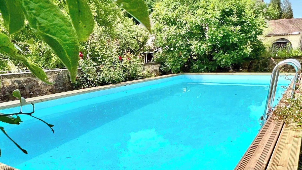 Mauzac-et-Grand-Castang House | Charming house for 14, pool and indoor hottub