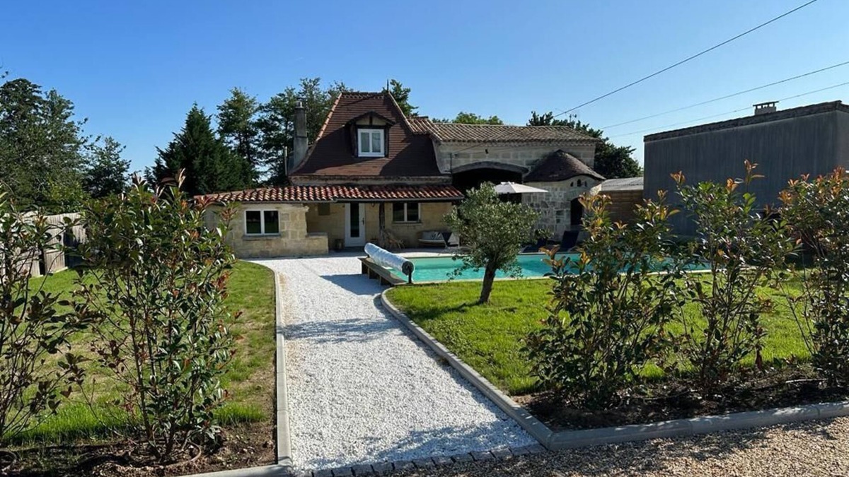 Saint-Seurin-sur-l'Isle House | Charming house with pool on the Bordeaux wines route