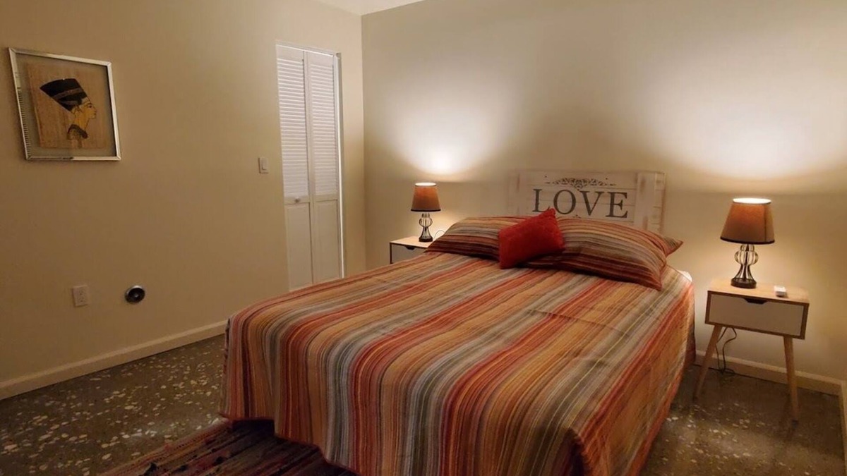 View Park-Windsor Hills House | Charming 1Bed+1Bath A House Parking+Laundry
