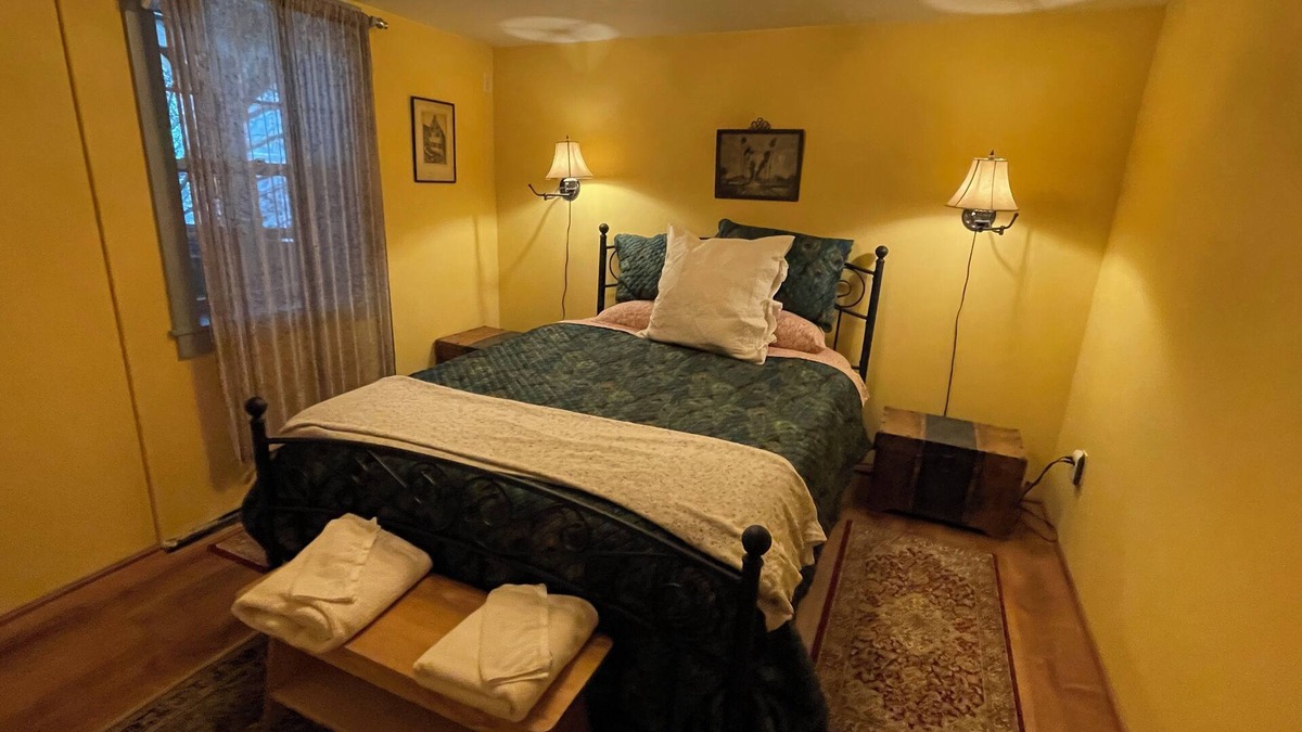 Bellows Falls Apartment | Charming 1-bedroom apartment with WiFi, & kitchen in fabulous Town of Rockingham
