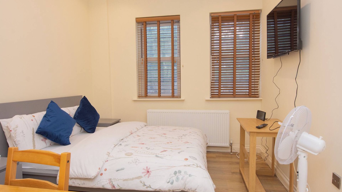 Finsbury Park Apartment | Charming 1-Bed Apartment in London