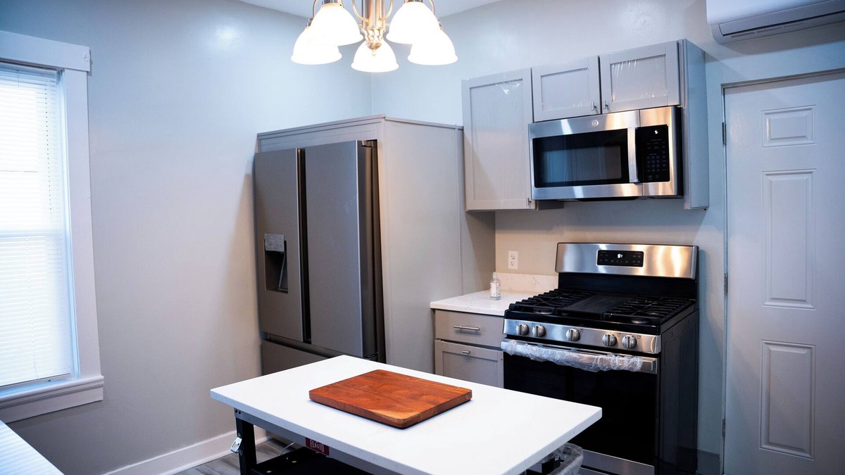 Fall River Apartment | Charming 1-bedroom apartment in gorgeous Fall River with WiFi, AC