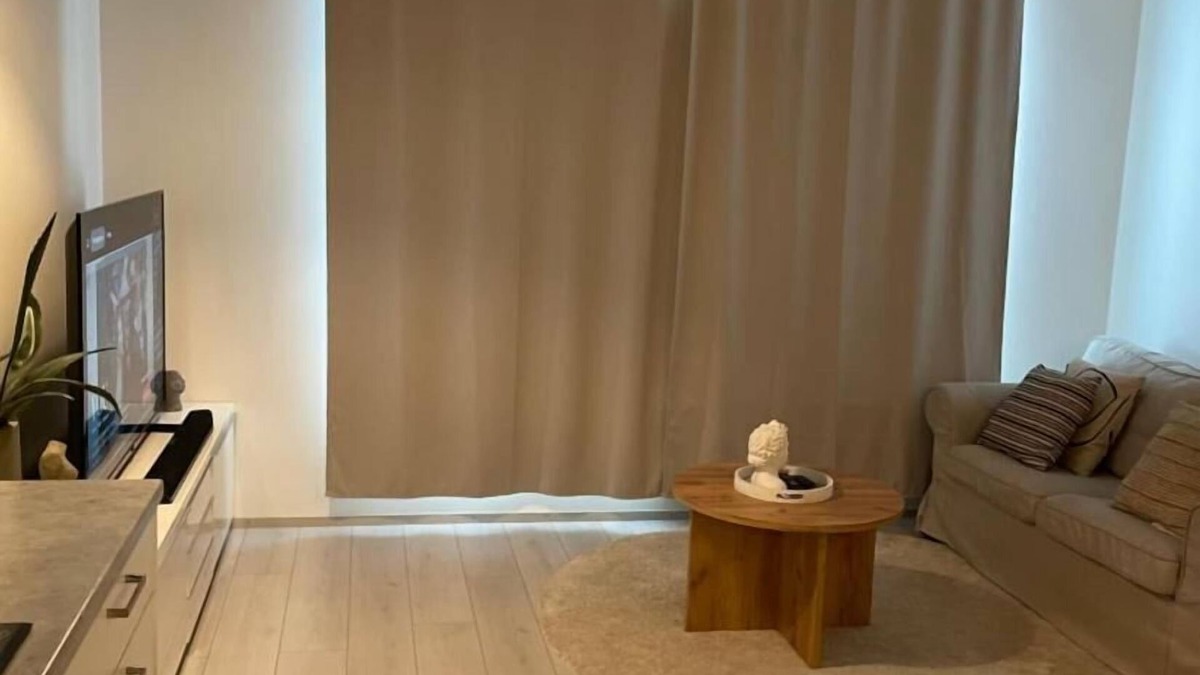 Tampere Apartment | Charming 1-Bedroom Apartment in Tampere with Fireplace