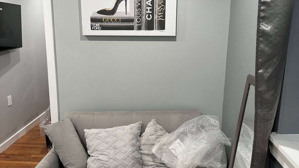 East Flatbush Apartment | Charming 1-bedroom apartment with WiFi, AC in wonderful Brooklyn