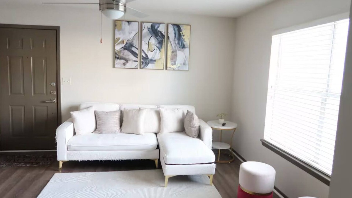 Marietta Apartment | Charming 1-bedroom apartment in fabulous Marietta with fitness room, AC