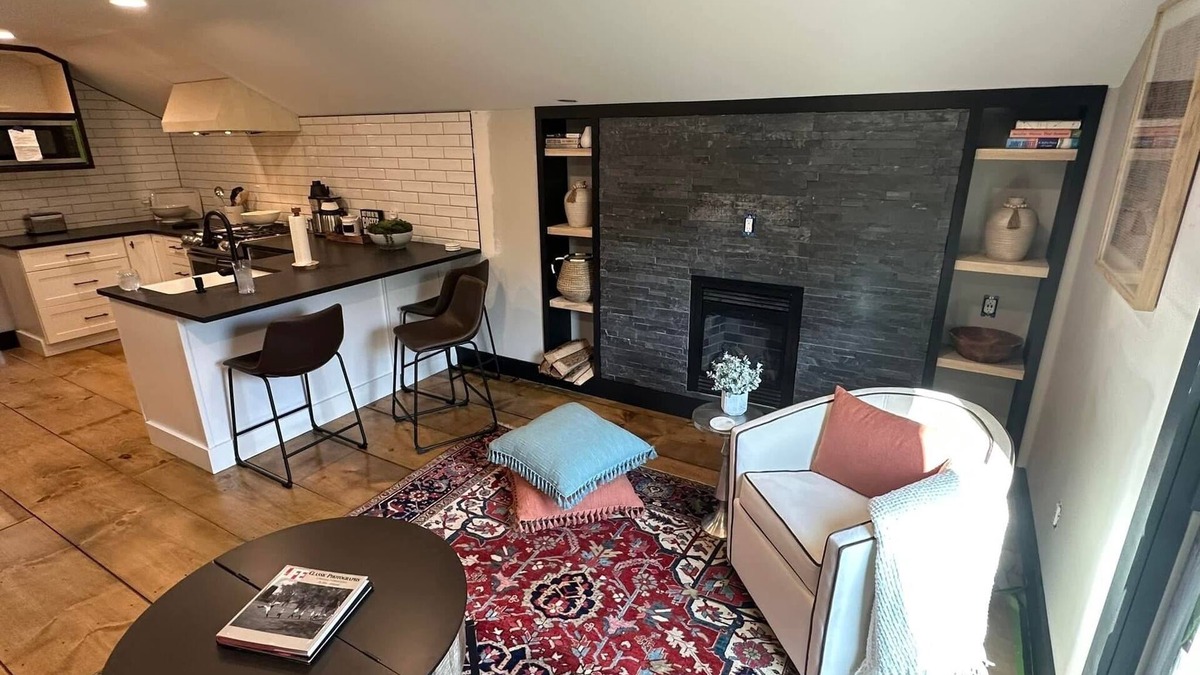 South Royalton Apartment | Charming 1-bedroom apartment in wonderful Barnard with WiFi, AC