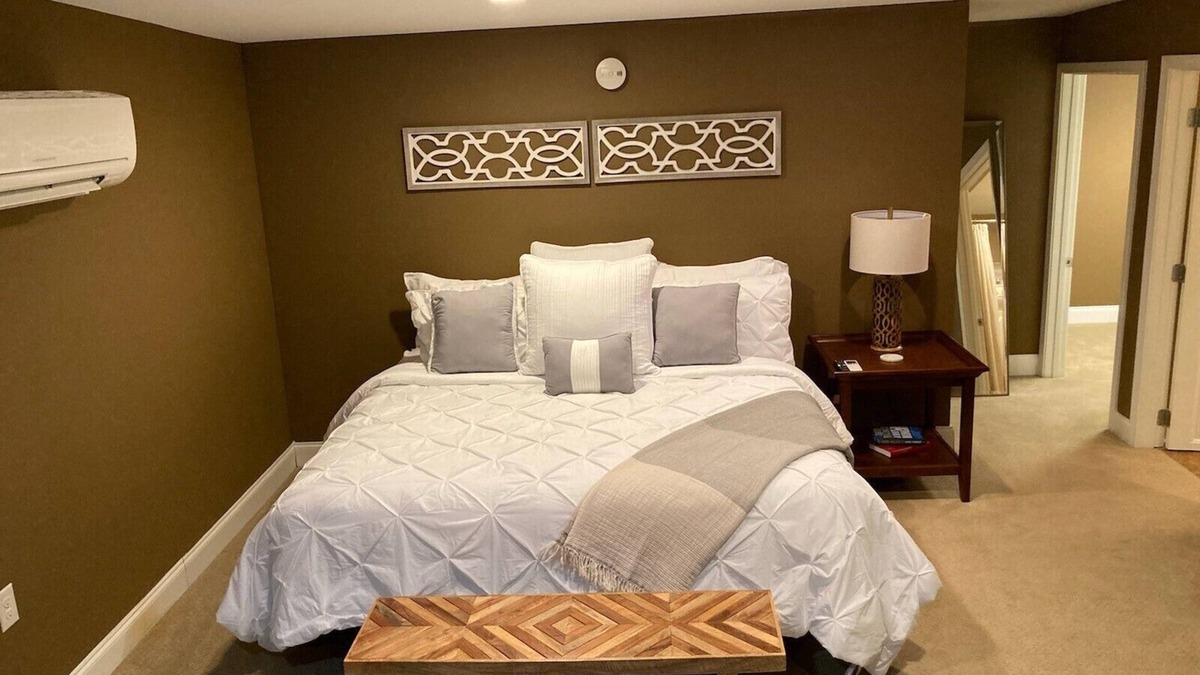 Lowertown Arts District Apartment | Charming 1-bedroom apartment with WiFi and AC in welcoming downtown Paducah