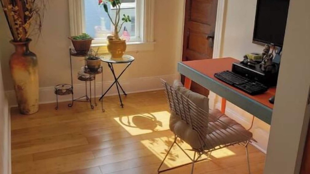 Lowell Apartment | Charming 1-bedroom apartment in nice Lowell with WiFi, AC