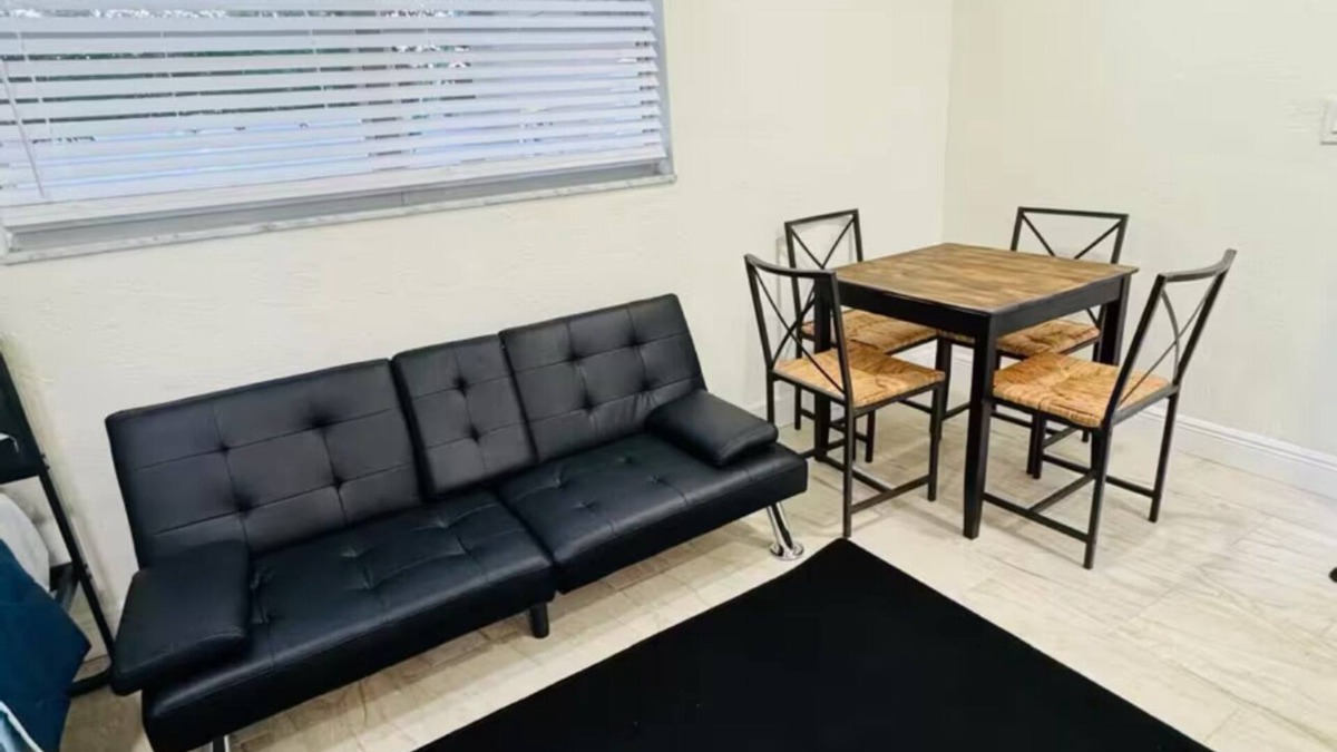 Sun Bay South Apartment | Charming 1-bedroom apartment with WiFi, AC in pleasant Tampa
