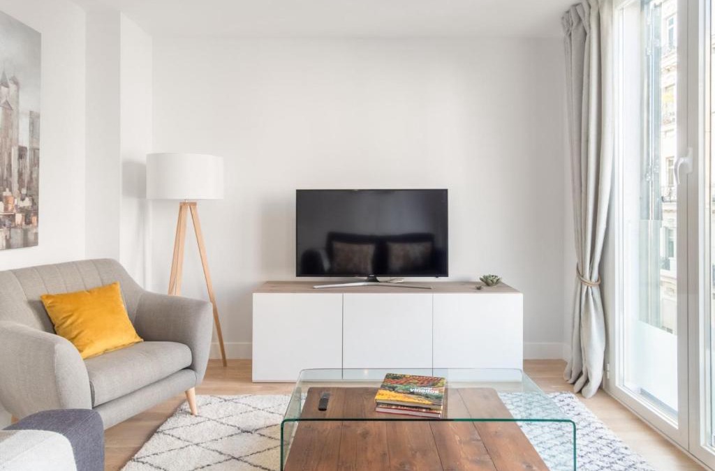 Trafalgar Apartment | Charming 1-Bedroom Apartment in Central Madrid Stylish Retreat for 2, Alonso Martinez I