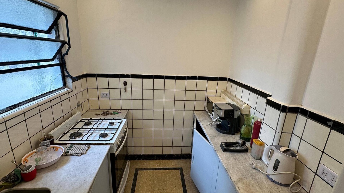 Barracas House | Charming 1-bedroom house with AC, WiFi in fabulous Buenos Aires