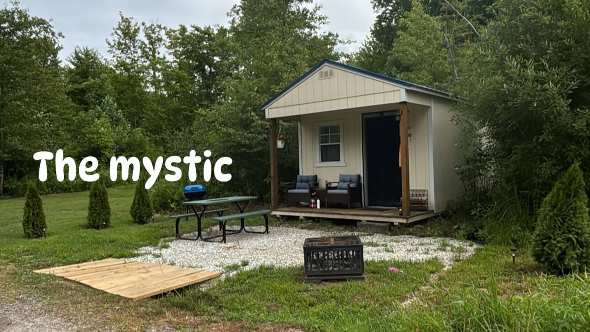 Geneva Cabin | Charming 1-bedroom cabin in Geneva