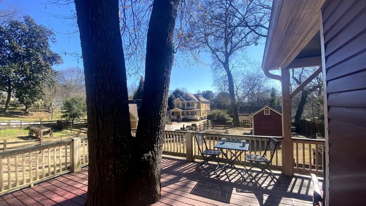 East Side Cottage | Charming 1-bedroom cottage with WiFi, AC in fabulous Atlanta