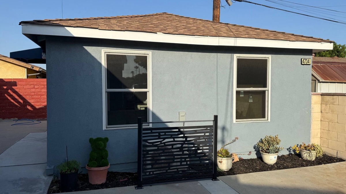 El Monte House | Charming 1-bedroom house with WiFi and AC in El Monte