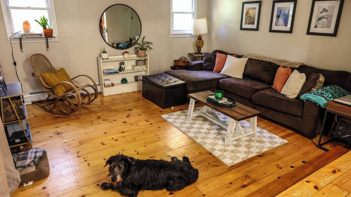 Old Town House | Charming 1-bedroom house. Close to everything, But quiet area. Pet Friendly